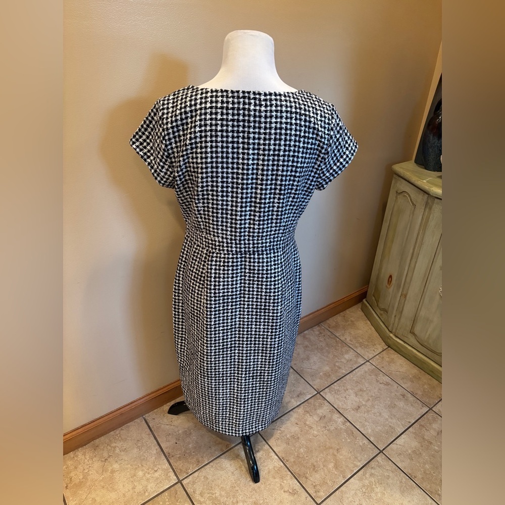 Ann Taylor Gingham Tweed Button Front Dress Size 10 New - Picture 3 of 5